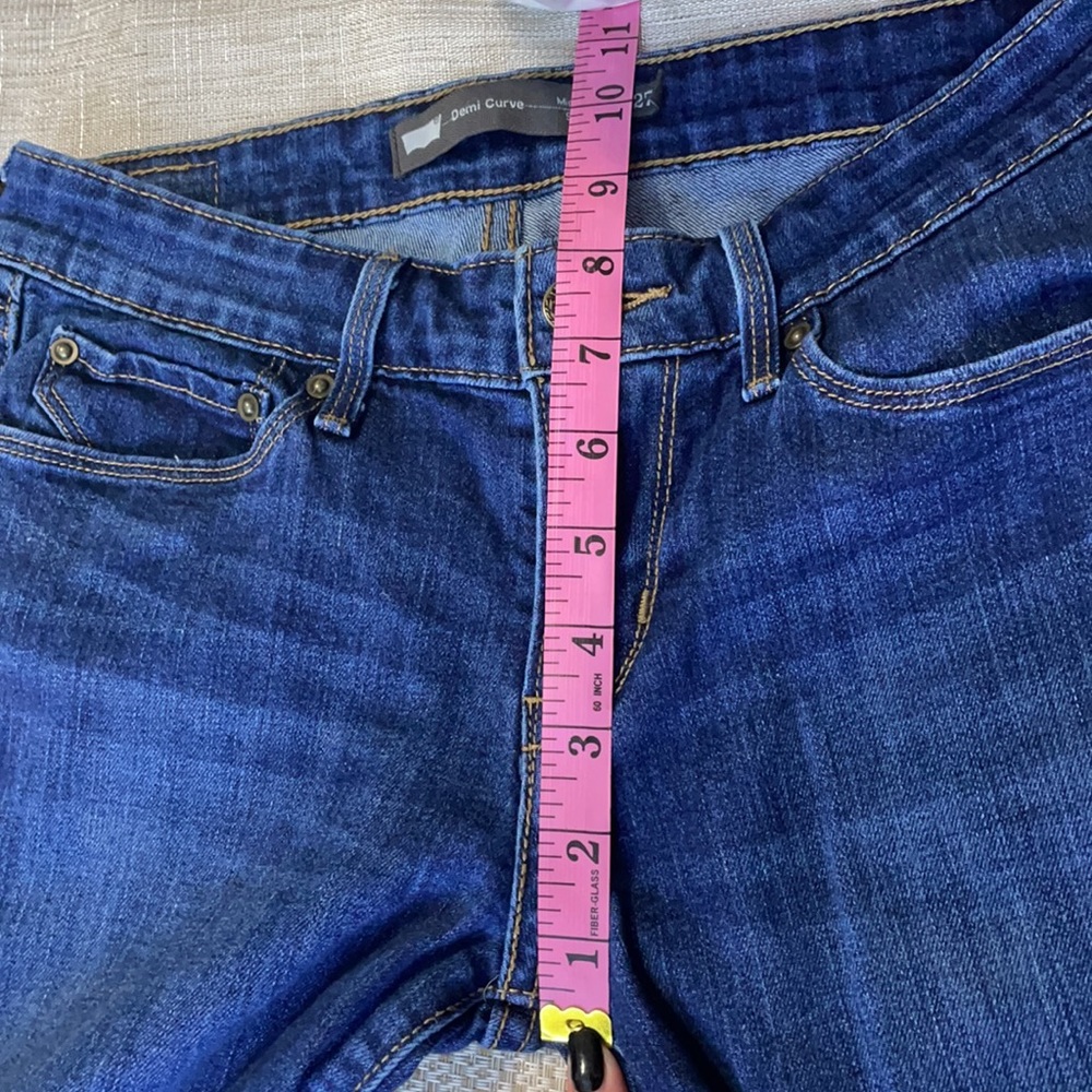 Levi’s Demi Curve Dark Wash Jeans - Picture 6 of 6